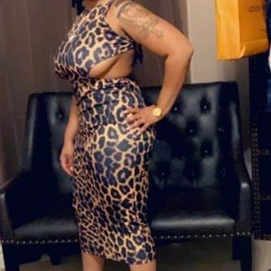 -Boutique- Animal Print Dress